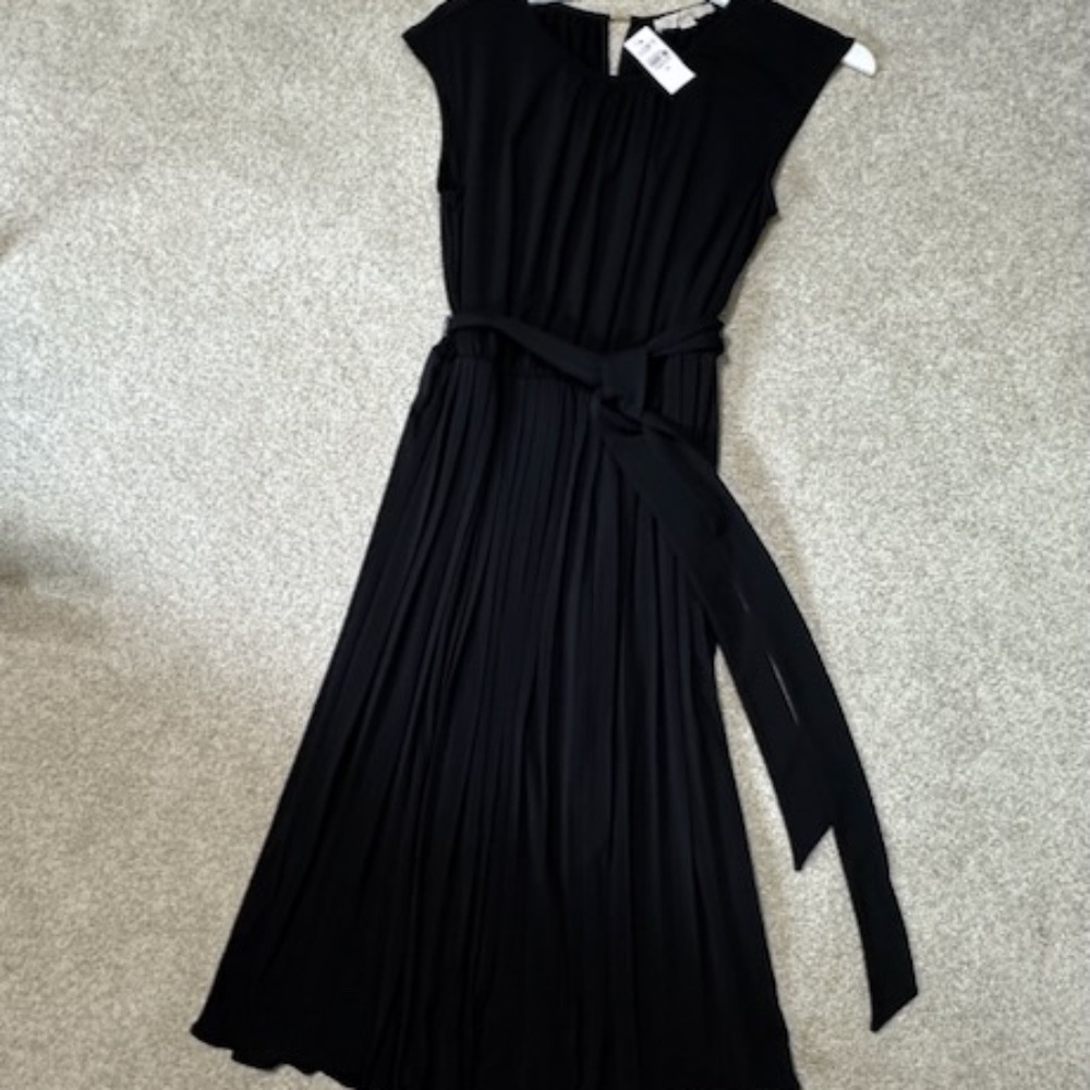 Ann Taylor LOFT NEW Little Black Dress Elastic Waist Knife Pleat Skirt Belt Sz M